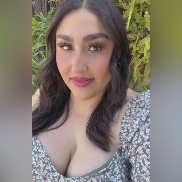 Meet your Posher, Janet - Picture 6 of 8